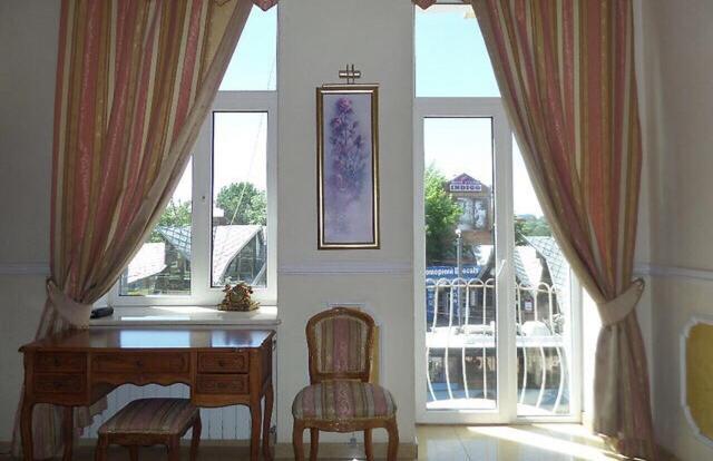 Beautiful Apartment In The Center Of Vínnytsia Exterior foto